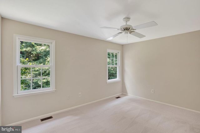 140 FAIRHILL DR, Wilmington, DE 19808