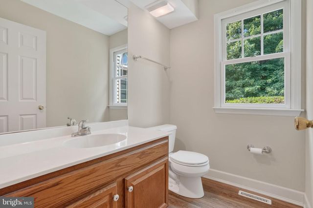 140 FAIRHILL DR, Wilmington, DE 19808