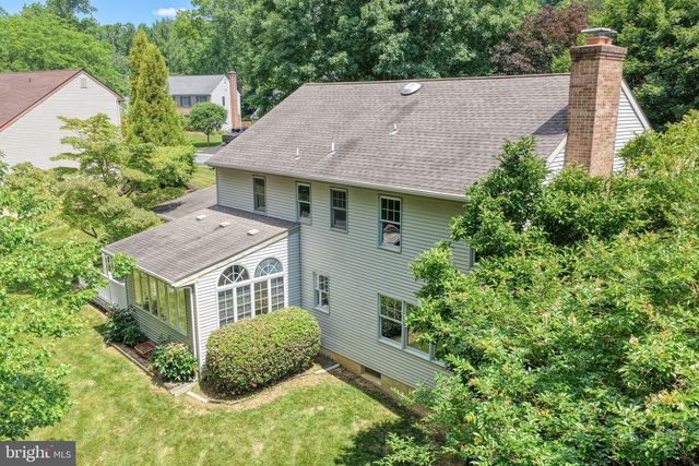 140 FAIRHILL DR, Wilmington, DE 19808