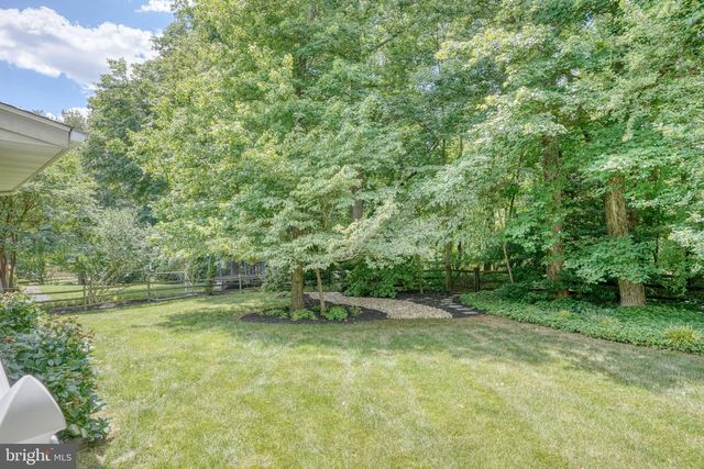 140 FAIRHILL DR, Wilmington, DE 19808