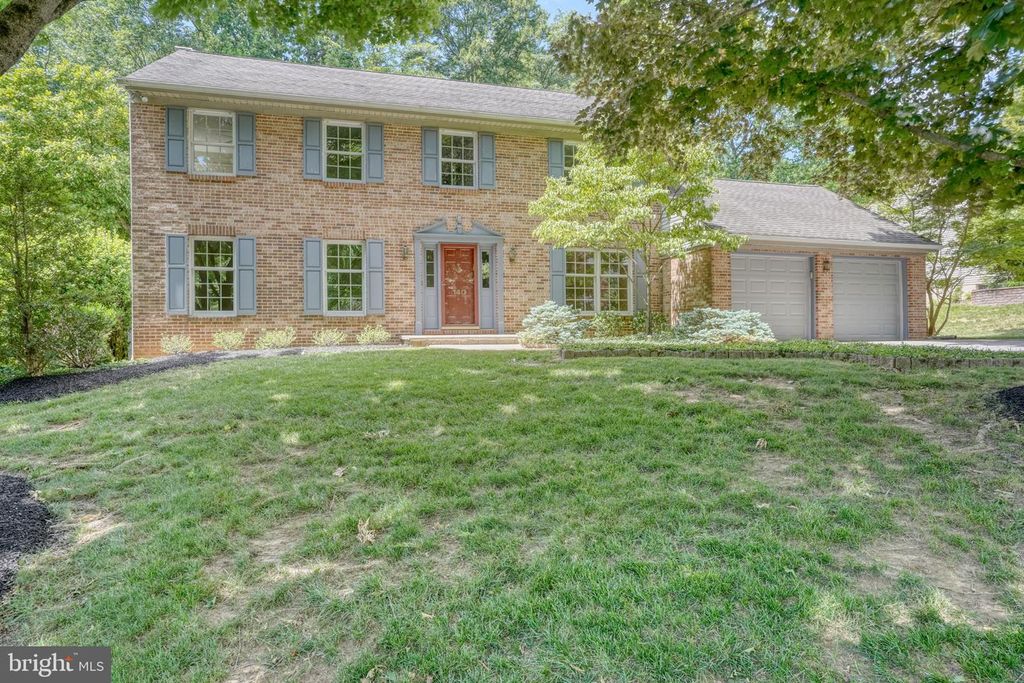 140 FAIRHILL DR, Wilmington, DE 19808