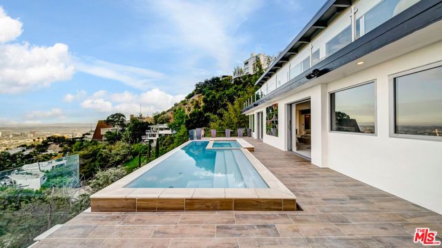 1664 Mountcrest Avenue, Los Angeles, CA 90069