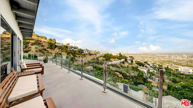 1664 Mountcrest Avenue, Los Angeles, CA 90069