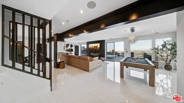 1664 Mountcrest Avenue, Los Angeles, CA 90069
