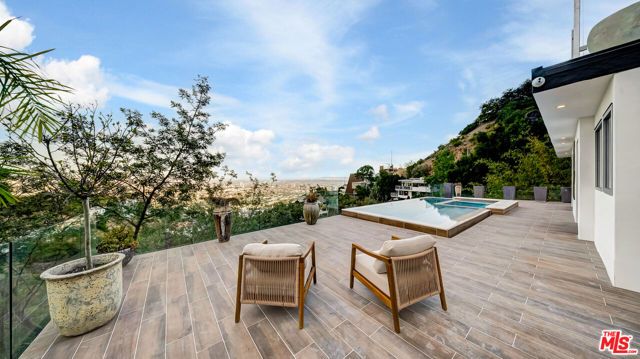 1664 Mountcrest Avenue, Los Angeles, CA 90069
