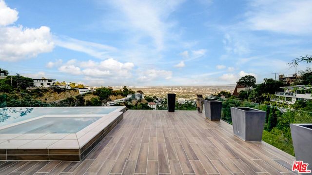 1664 Mountcrest Avenue, Los Angeles, CA 90069