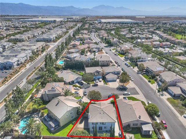 5732 Ridgemark, Fontana, CA 92336