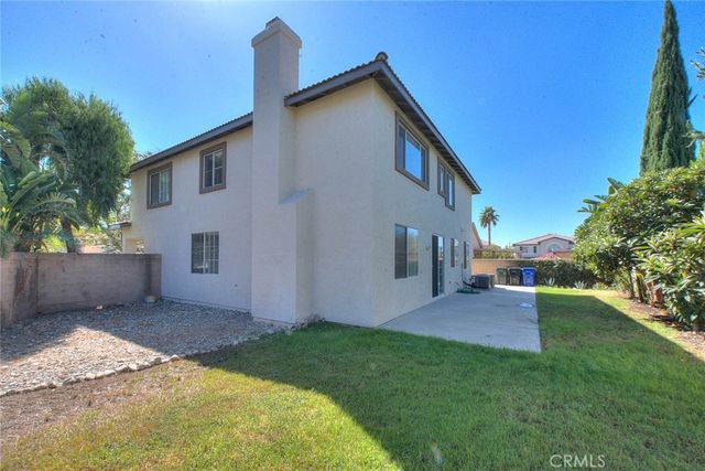 5732 Ridgemark, Fontana, CA 92336