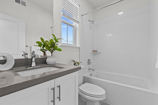 541 Walker Drive, Mountain View, CA 94043