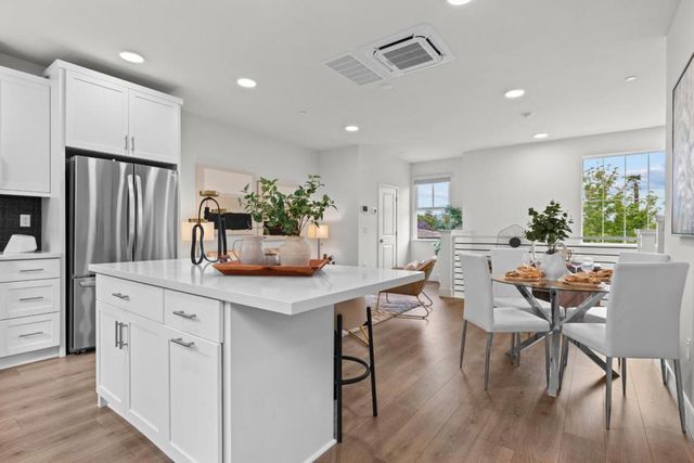 541 Walker Drive, Mountain View, CA 94043