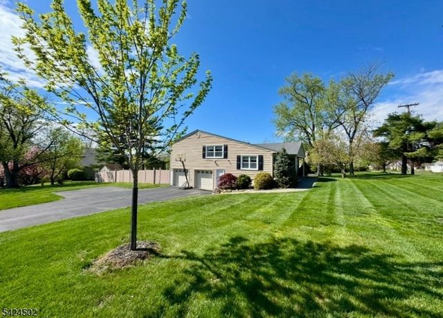 58 Dewey Ave, High Bridge Boro, NJ 08829