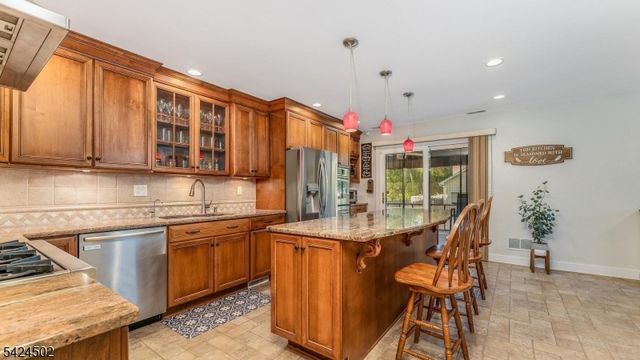 58 Dewey Ave, High Bridge Boro, NJ 08829