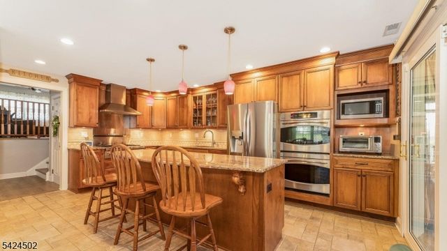 58 Dewey Ave, High Bridge Boro, NJ 08829