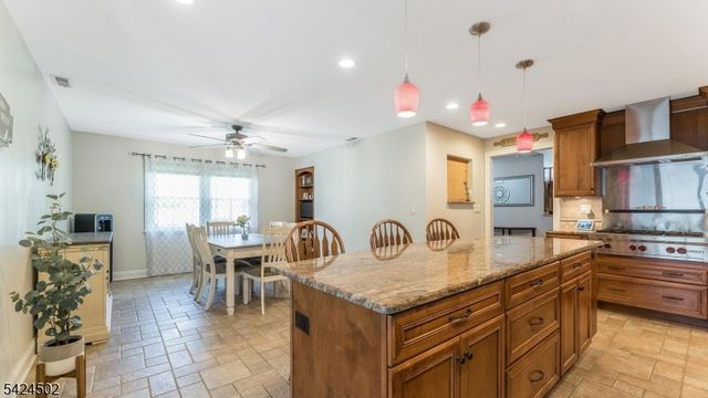 58 Dewey Ave, High Bridge Boro, NJ 08829
