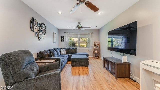 58 Dewey Ave, High Bridge Boro, NJ 08829