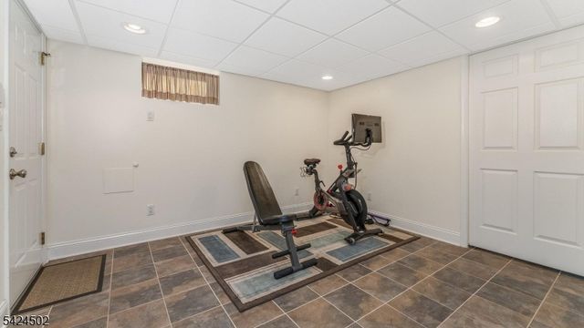 58 Dewey Ave, High Bridge Boro, NJ 08829