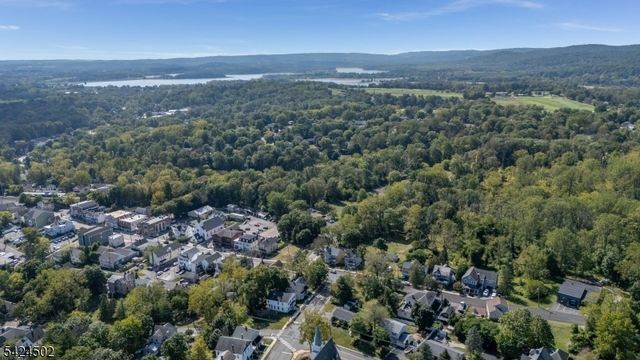 58 Dewey Ave, High Bridge Boro, NJ 08829