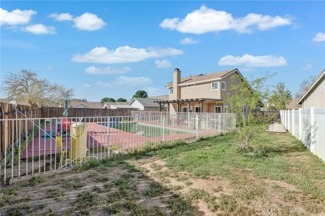 12269 Stonegate Cir, Victorville, CA 92392