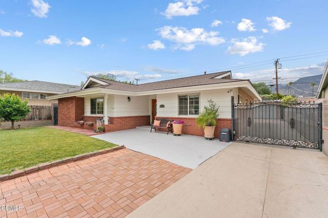 2415 Casa Grande Street, Pasadena, CA 91104