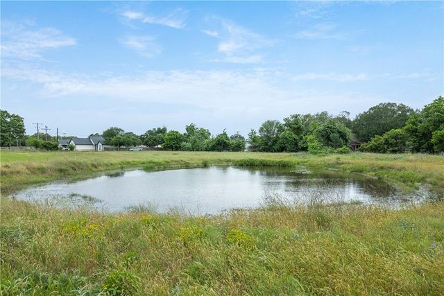 120 Avenue M, Somerville, TX 77879