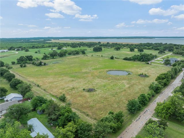 120 Avenue M, Somerville, TX 77879