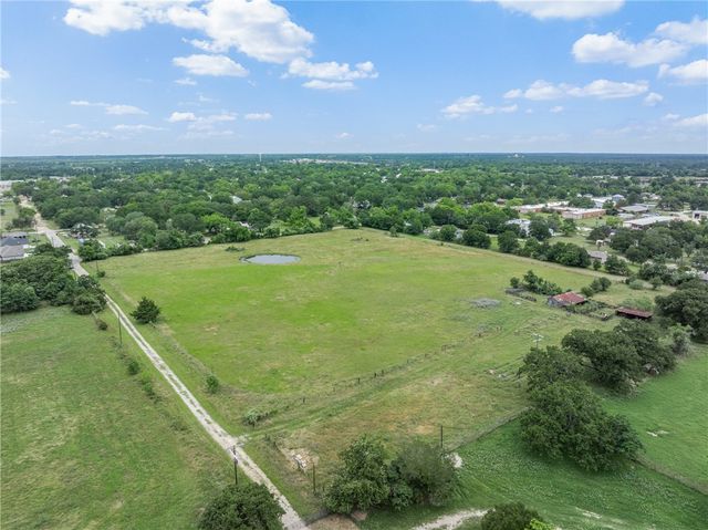 120 Avenue M, Somerville, TX 77879