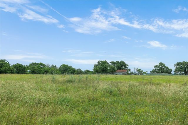 120 Avenue M, Somerville, TX 77879