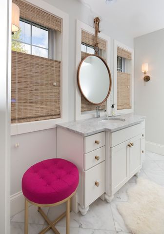 217 E Hillside Avenue, Barrington, IL 60010