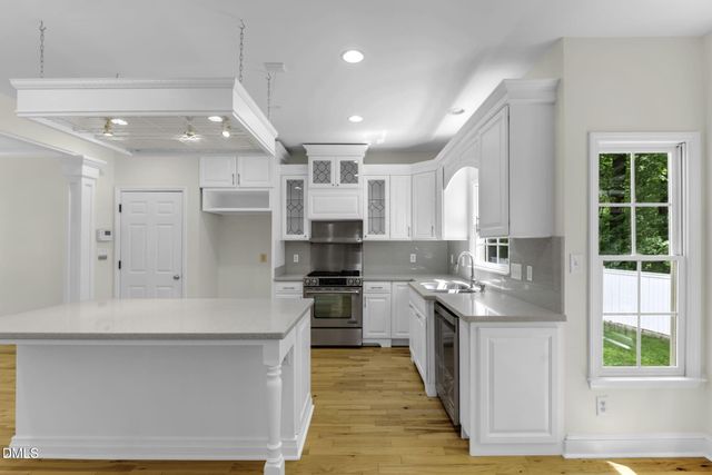 205 Portsmith Place, Chapel Hill, NC 27516