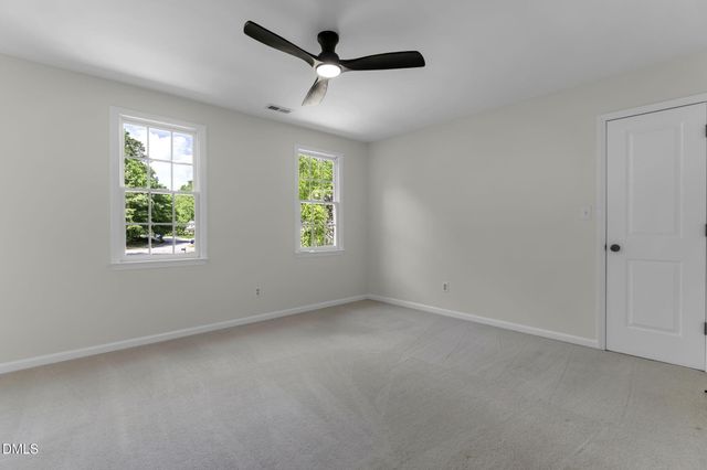 205 Portsmith Place, Chapel Hill, NC 27516