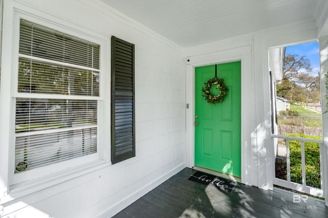 208 Pinehill Drive, Mobile, AL 36606