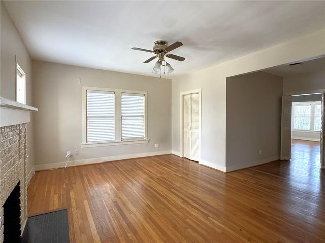 302 W Saulnier Street 3, Houston, TX 77019