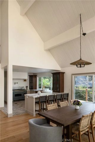 468 Sky View Ridge Drive, Lake Arrowhead, CA 92352