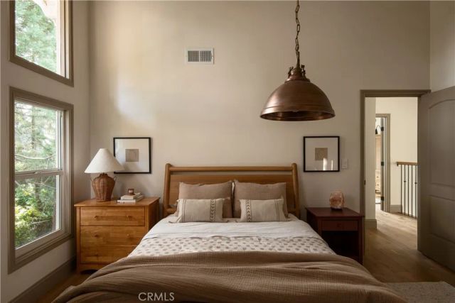 468 Sky View Ridge Drive, Lake Arrowhead, CA 92352