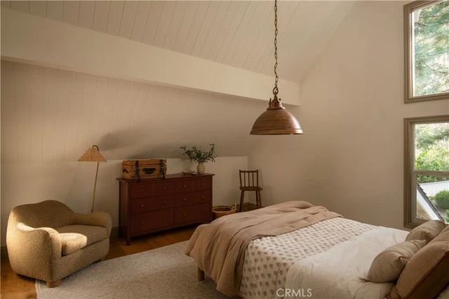 468 Sky View Ridge Drive, Lake Arrowhead, CA 92352