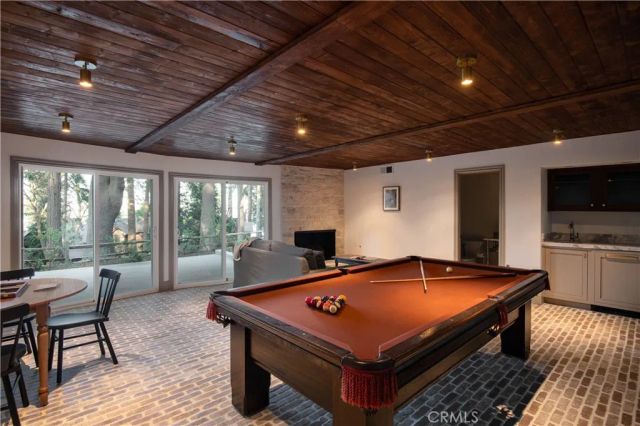 468 Sky View Ridge Drive, Lake Arrowhead, CA 92352