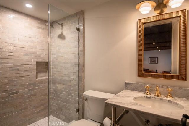 468 Sky View Ridge Drive, Lake Arrowhead, CA 92352