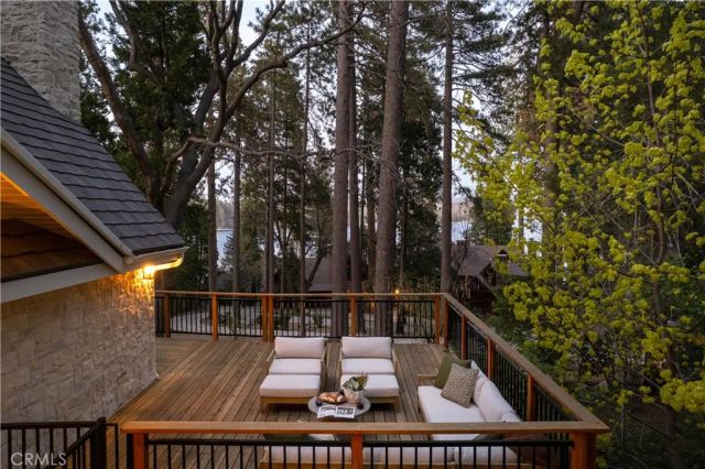468 Sky View Ridge Drive, Lake Arrowhead, CA 92352