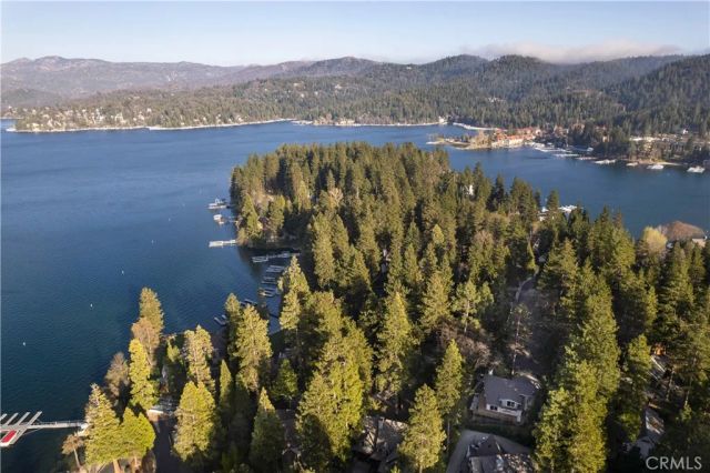 468 Sky View Ridge Drive, Lake Arrowhead, CA 92352