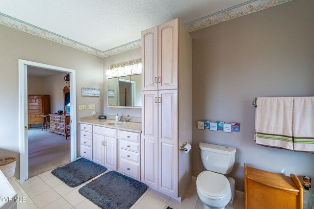 512 Wood View Court, Kingsport, TN 37664