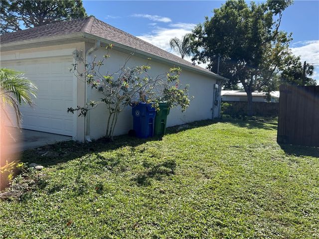 675 Forster Avenue, Sebastian, FL 32958