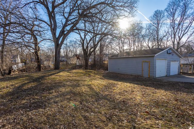 2710 Adams Avenue, Des Moines, IA 50310