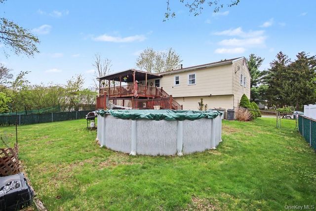 37 Half Hollow, Monroe, NY 10950