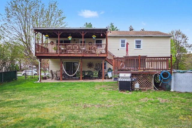 37 Half Hollow, Monroe, NY 10950