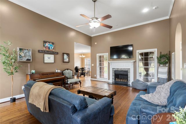 2472 Genelia Drive, Claremont, NC 28610