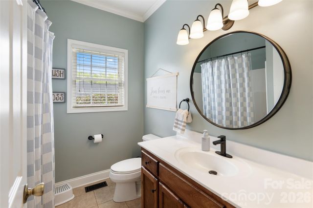 2472 Genelia Drive, Claremont, NC 28610
