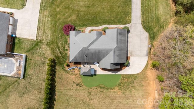 2472 Genelia Drive, Claremont, NC 28610