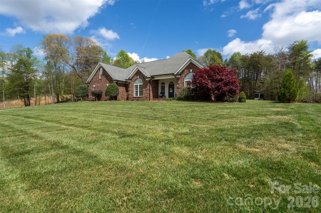2472 Genelia Drive, Claremont, NC 28610