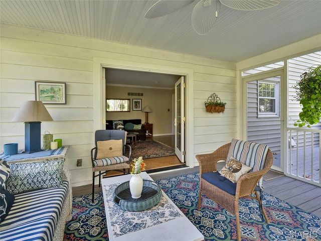 1672 Ansonborough Drive, Chesterfield, MO 63017