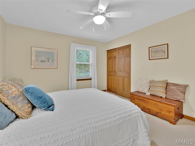 1672 Ansonborough Drive, Chesterfield, MO 63017